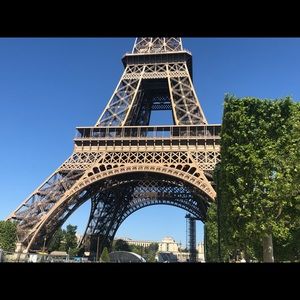 Meet your Posher, Laurie